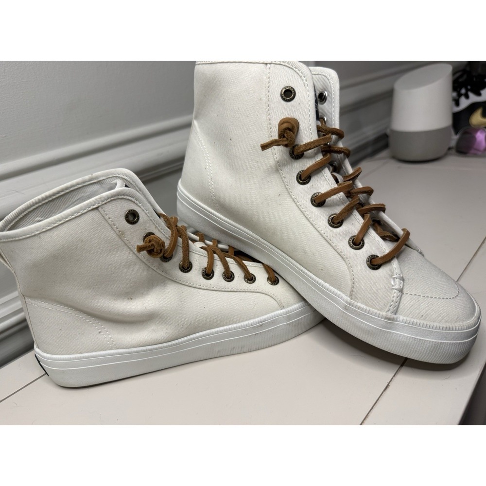 Sperry Women's Crest High Top Textile Sneaker in white